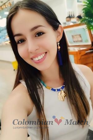 224480 - Laura Age: 30 - Colombia