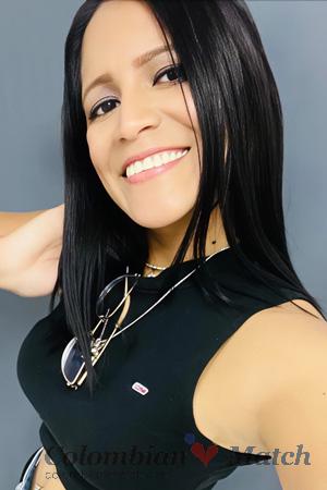 224513 - Carolina Age: 33 - Peru