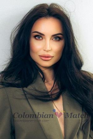 226470 - Yevheniia Age: 30 - Ukraine