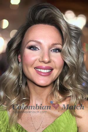 228210 - Anastasia Age: 40 - Russia